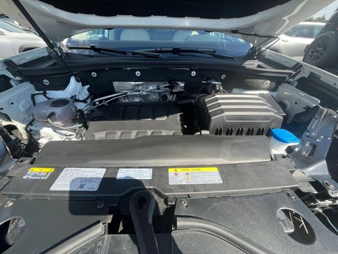 Used 2026 Volkswagen Atlas SE FWD image 36