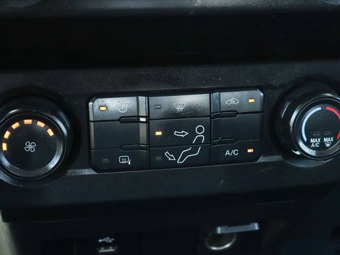 Used 2022 Ford F250 XL w/ Power Equipment Group RWD image 37