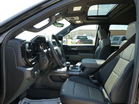 New 2026 Chevrolet Silverado 1500 ZR2 w/ Dark Appearance Package AWD/4WD image 19