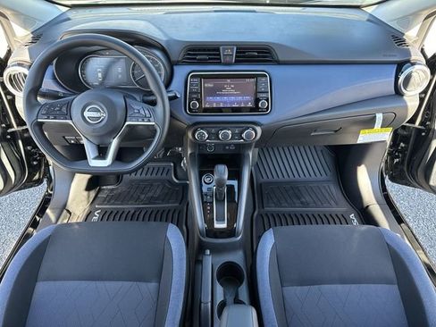 New 2025 Nissan Versa SV w/ Trunk Package image 9