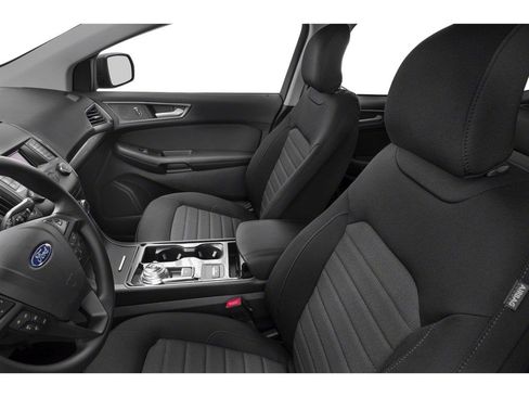 Used 2019 Ford Edge SE AWD/4WD image 6