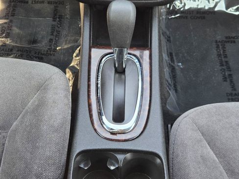 Used 2016 Chevrolet Impala LT FWD image 18