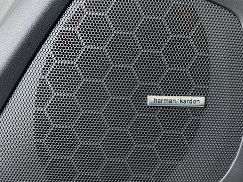 New 2026 Subaru Ascent Limited image 18