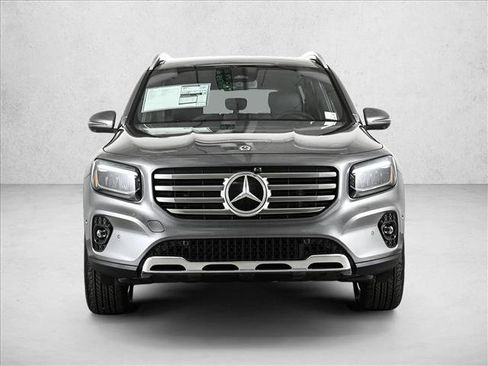 New 2026 Mercedes-Benz GLB 250 4MATIC image 2