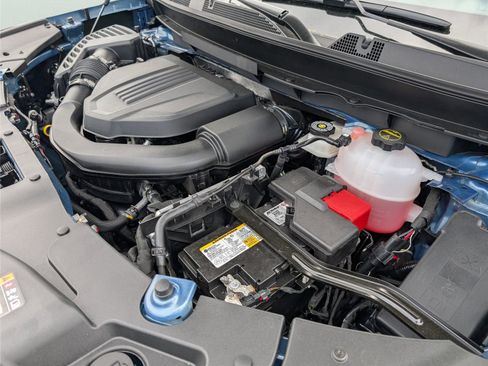 New 2026 Chevrolet Traverse LT w/ Sun and Wheel Package image 12