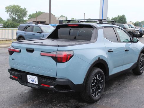 Used 2023 Hyundai Santa Cruz SEL w/ Activity Package FWD image 6