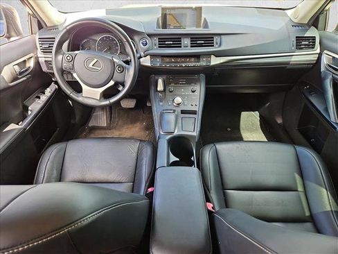 Used 2014 Lexus CT 200h image 18