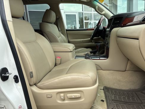 Used 2008 Lexus LX 570 4WD image 27