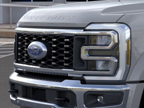 New 2026 Ford F450 Lariat w/ Lariat Ultimate Package AWD/4WD image 17