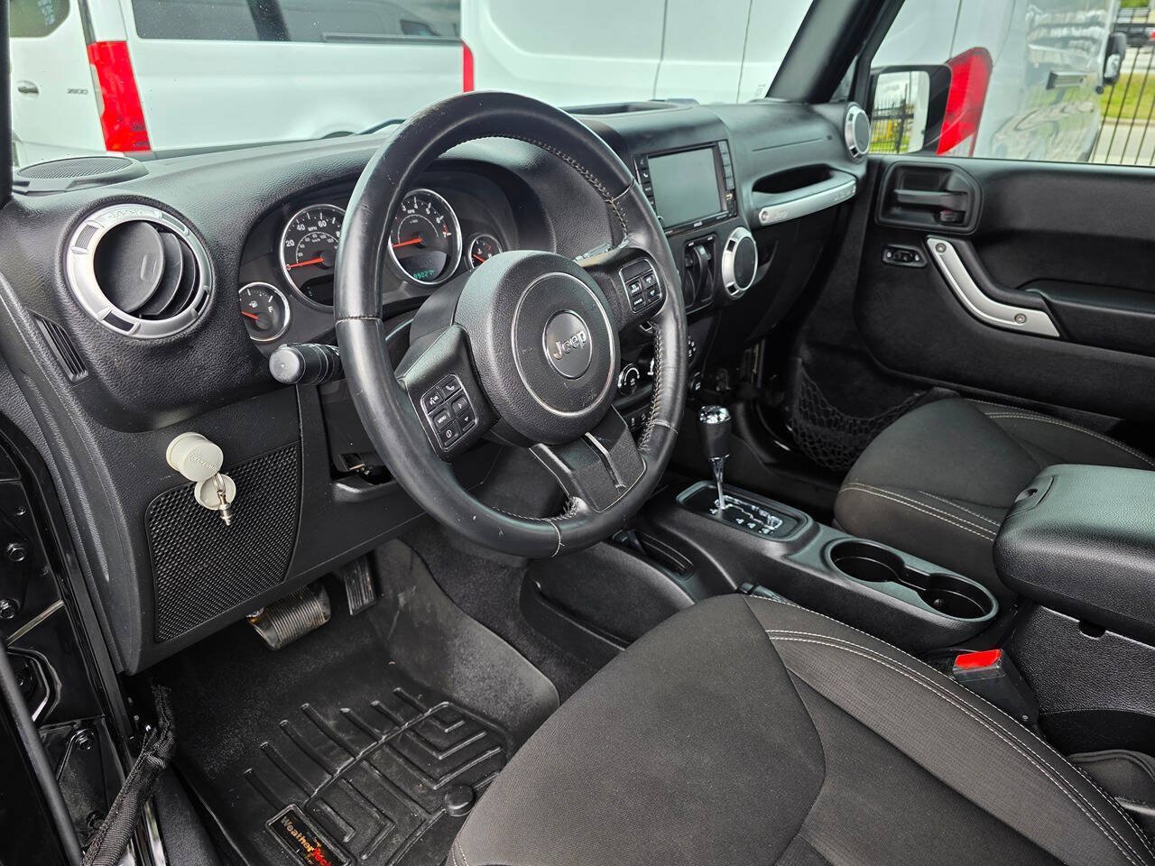 Used 2015 Jeep Wrangler Sahara w/ Connectivity Group AWD/4WD image 12