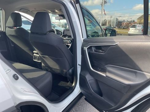 Used 2024 Toyota RAV4 LE image 33