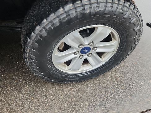 Used 2015 Ford F150 XLT w/ Equipment Group 301A Mid image 6