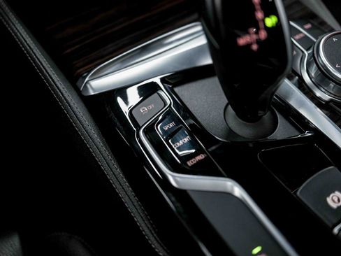 Used 2019 BMW 540i w/ M Sport Package RWD image 80
