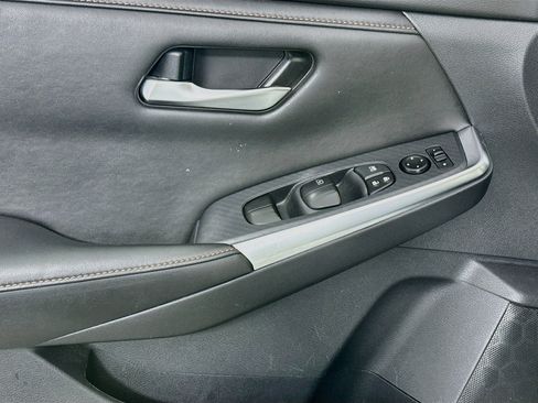 Used 2023 Nissan Sentra SR FWD image 15