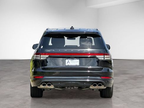 Used 2025 Lincoln Aviator Reserve w/ Jet Appearance Package RWD image 4