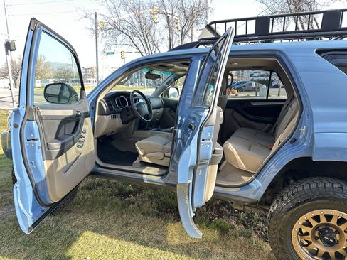 Used 2007 Toyota 4Runner SR5 image 19