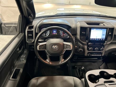 Used 2024 RAM 2500 Tradesman w/ Chrome Appearance Group AWD/4WD image 27