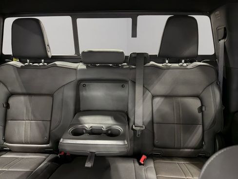 Used 2025 Chevrolet Silverado 1500 High Country w/ Technology Package image 39