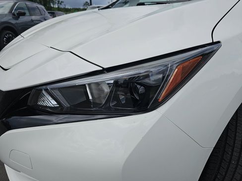 Used 2024 Nissan Leaf S FWD image 30