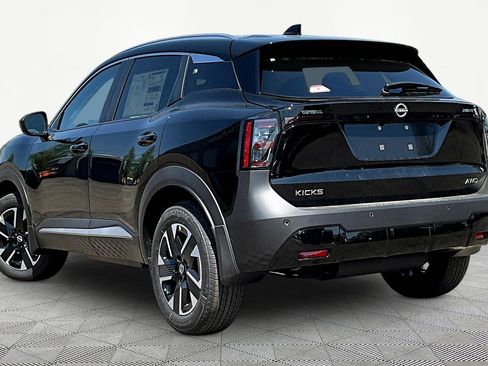 New 2026 Nissan Kicks SV AWD/4WD image 4