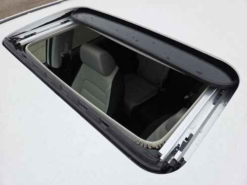 New 2026 Honda CR-V EX image 3