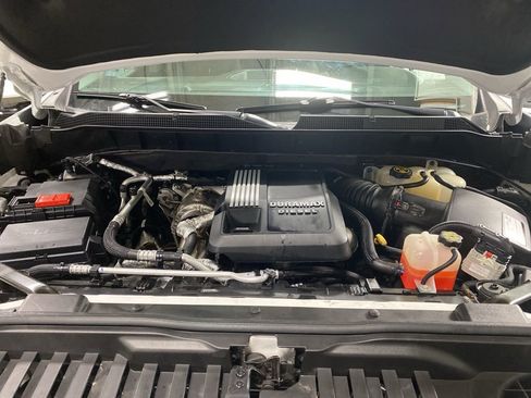 Used 2020 Chevrolet Silverado 1500 LT w/ All-Star Edition image 46