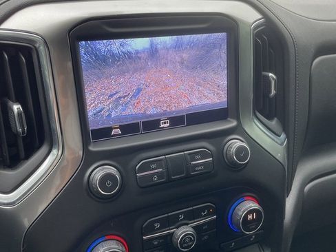 Used 2021 Chevrolet Silverado 1500 RST image 18