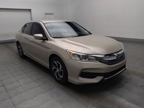 Used 2016 Honda Accord LX image 13