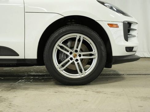 Certified 2021 Porsche Macan image 43