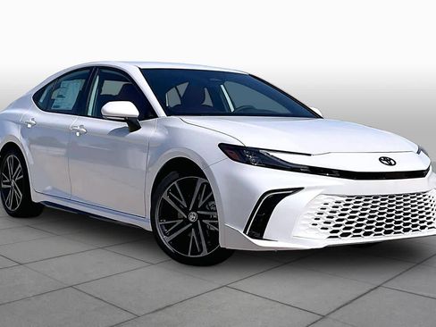 New 2026 Toyota Camry XSE FWD image 2