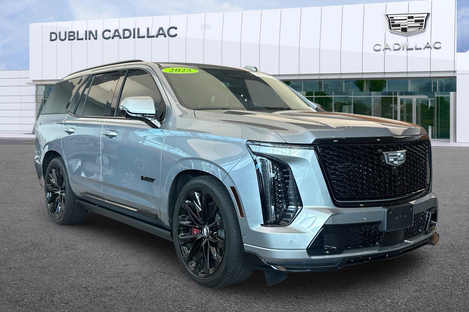 Certified 2025 Cadillac Escalade V w/ LPO, ONYX Package AWD/4WD image 1