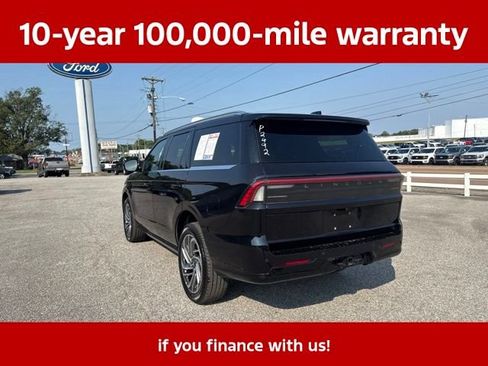 Used 2025 Lincoln Navigator Reserve AWD/4WD image 24