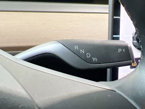 Used 2018 Tesla Model 3 Long Range image 13