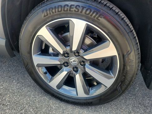 Used 2025 Honda Pilot Touring image 22