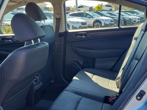 Used 2017 Subaru Legacy 2.5i Limited image 14