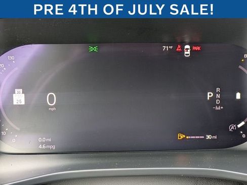 Certified 2023 Volvo XC40 B5 Plus w/ Protection Package Premier AWD/4WD image 16