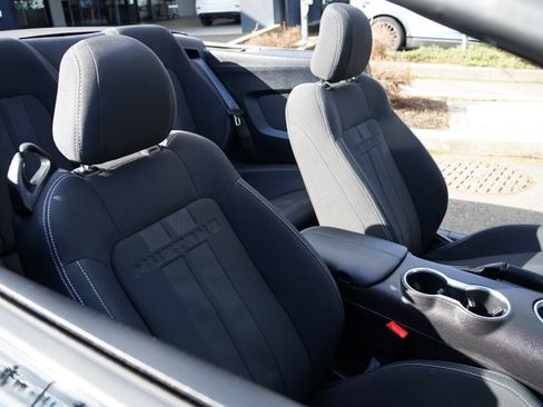 Used 2019 Ford Mustang Convertible w/ Ecoboost Performance Package image 22