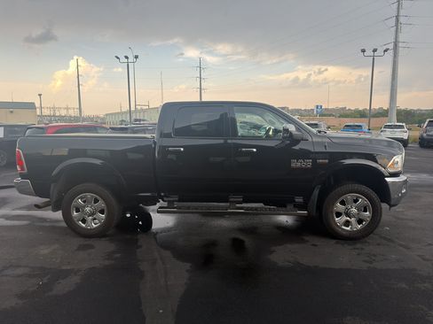 Used 2018 RAM 2500 Laramie AWD/4WD image 5