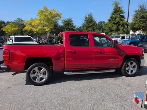Used 2017 Chevrolet Silverado 1500 LT w/ Max Trailering Package RWD image 3