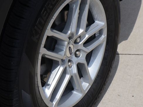 New 2026 Ford Explorer Active AWD/4WD image 40