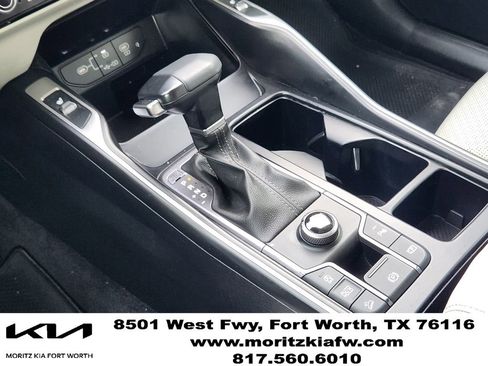 Certified 2024 Kia Sorento S w/ Panoramic Sunroof Package FWD image 18