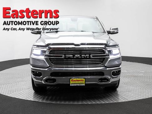 Used 2019 RAM 1500 Laramie AWD/4WD image 2