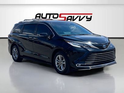 Used 2025 Toyota Sienna Limited