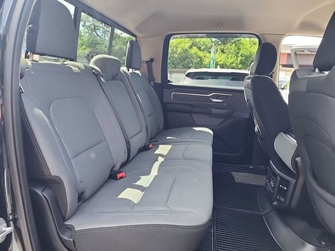 Used 2019 RAM 1500 Big Horn AWD/4WD image 39