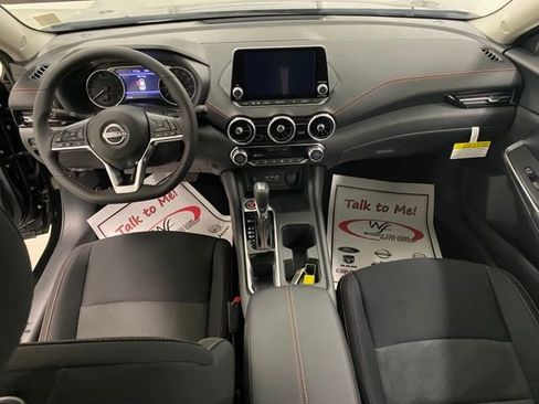 New 2025 Nissan Sentra SR image 15