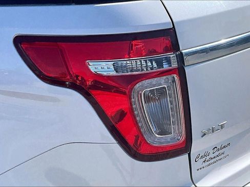 Used 2014 Ford Explorer XLT w/ Equipment Group 202A image 23