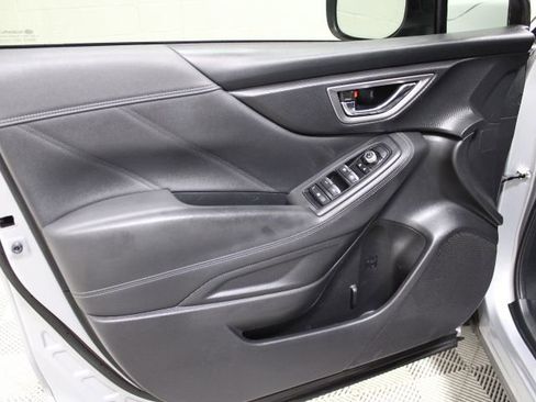 Used 2020 Subaru Forester Limited w/ Popular Package #3 image 9