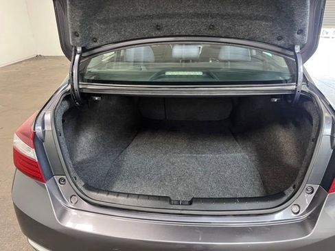 Used 2016 Honda Accord EX image 16