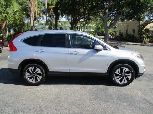 Used 2015 Honda CR-V Touring image 3