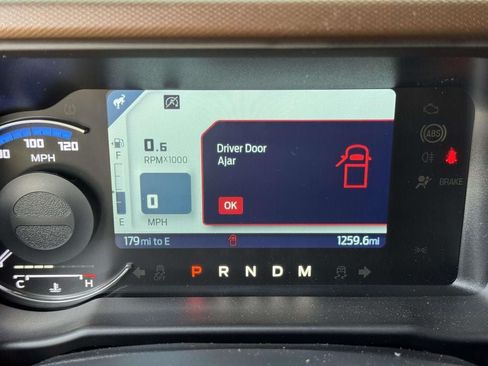 Used 2023 Ford Bronco Outer Banks AWD/4WD image 13